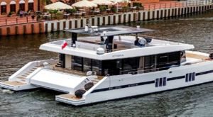 Polonia bandera barco